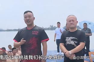 詹俊：安东尼可能是曼联史上最糟糕的引援，他突破和传中都不理想